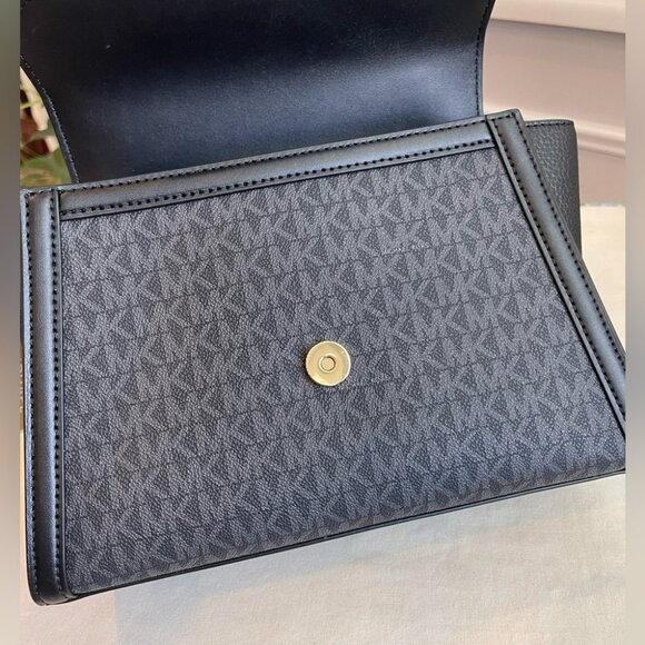 NEW Michael Kors Satchel - Picture 3 of 7